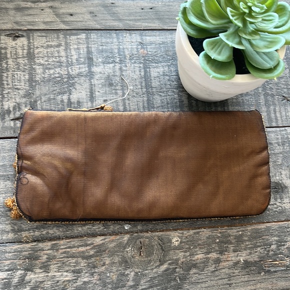 VINTAGE CHAN LUU CLUTCH - Picture 4 of 8